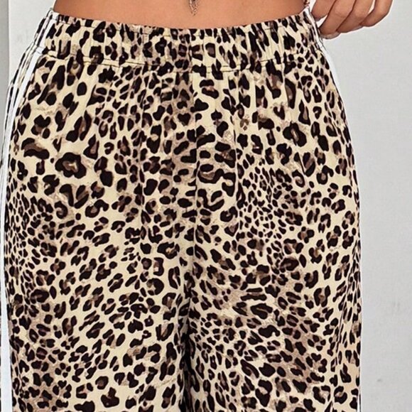 Multicolor Casual Women's Regular and Plus Size Leopard Print Patchwork Pants - Picture 4 of 6